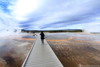Hiking Trail, Grand Prismatic Spring, Yellowstone National Park, USA, On Your Own, Attractions, UNESCO World Heritage, Travel Report