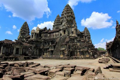 The main temple Angkor Wat