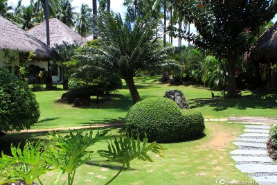 Die Gartenanlage im Resort
