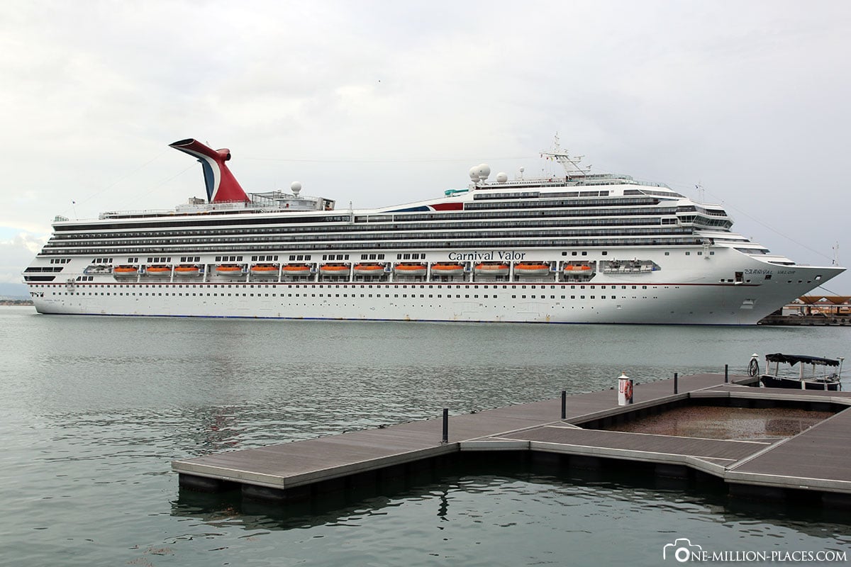 Carnival Valor, Cruise, San Juan, Puerto Rico, Attractions, Old Town, On Your Own, TravelReport