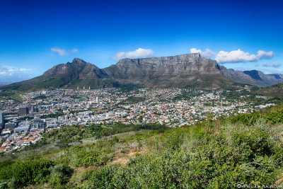 Der Tafelberg mit dem Stadtteil Oranjezicht