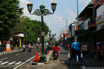 Die Straße Malioboro in Yogyakarta
