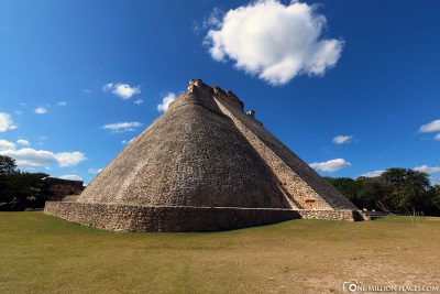The Adivino Pyramid