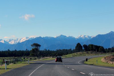 Drive through the New Zealand Alps