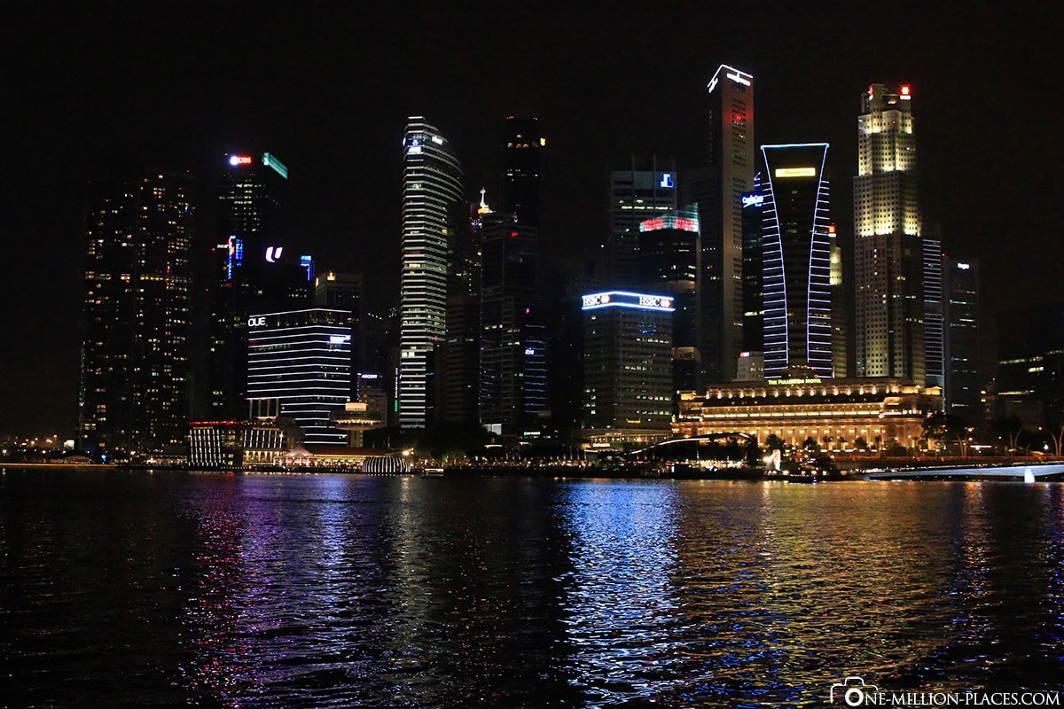 Skyline in der Nacht, Singapur, Sehenswürdigkeiten, Auf eigene Faust, Stadtbesichtigung, In der Nacht, Reisebericht