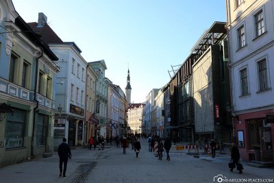 The Viru street with many shops