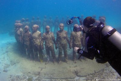 Tauchen am Unterwasser-Skulpturenpark