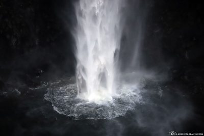 The Akaka Waterfall