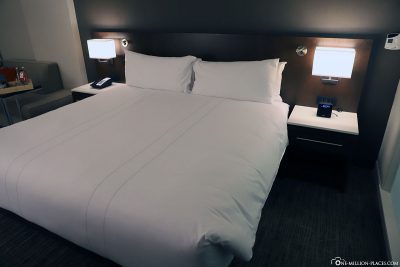 Das Bett unseres Zimmers im Calgary Airport Marriott