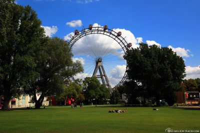 The Kaiserwiese with the Vienna Ferris Wheel