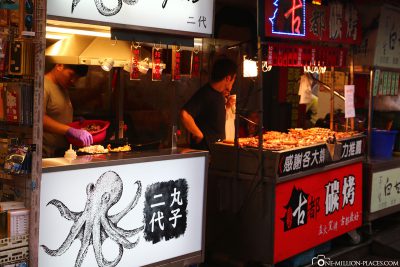 Essenstände am Tonghua Night Market