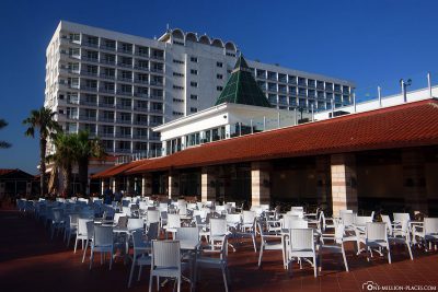 The pool bar and the main building