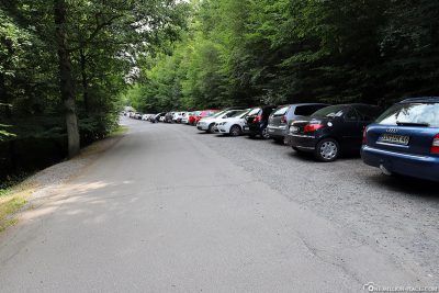 Der Parkplatz an der Burg Eltz