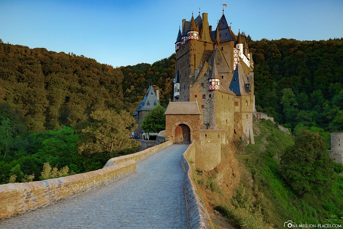 Eltz Castle Photos Chillingham Castle History Travel And Eltz Castle Photos Chillingham Castle History Travel And