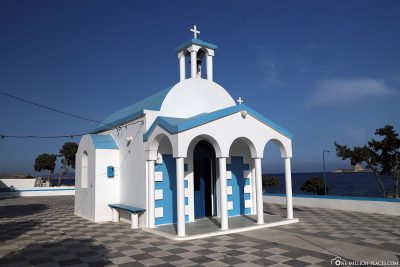 Churches in Pollonia