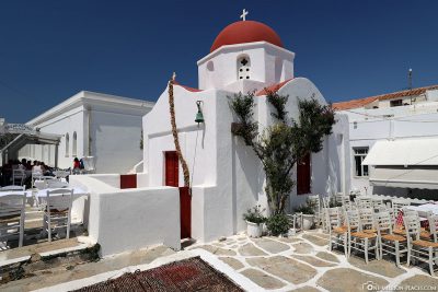 A church in the alleys of Mykonos