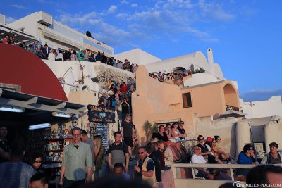 The crowds in Oia at sunset