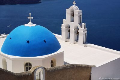 The church with the blue dome in Fira