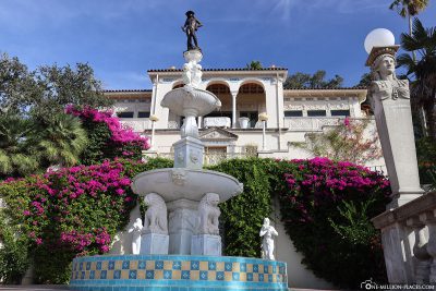 Casa del Sol with fountain