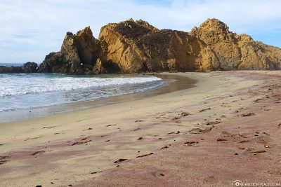 The purple shimmering sand at Pfeiffer Beach