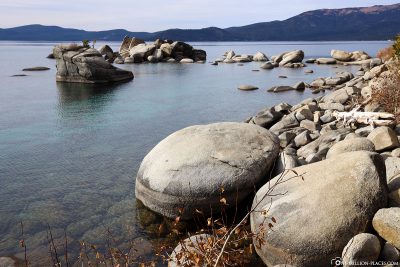 Der Bonsai Rock im Lake Tahoe