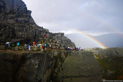 A rainbow at preikestolen