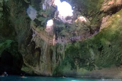 Die Thunderball Grotto