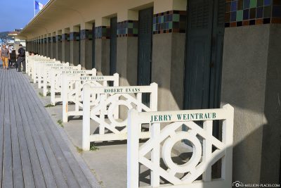 The changing rooms on the promenade