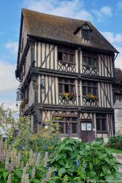 Great half-timbered houses