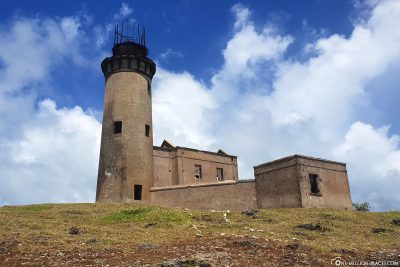 Der alte Leuchtturm auf der Insel Ile Aux Fouquets