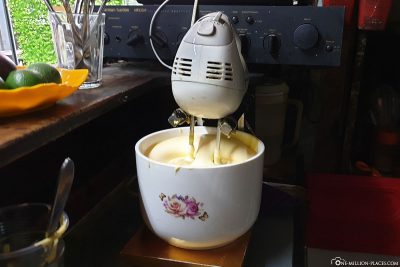 Preparation of Egg Coffee