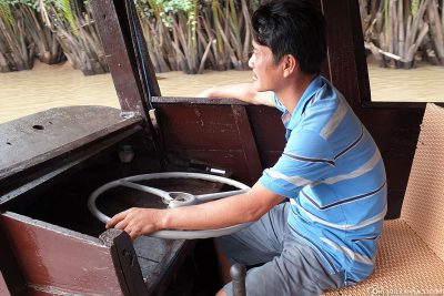 Ride on the Ben Tre River