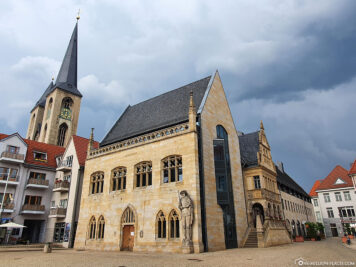 Rathaus & Kirche St. Martini in Halberstadt