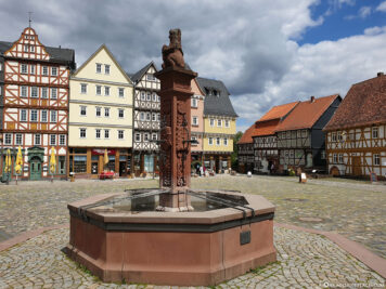 Market square with fountain