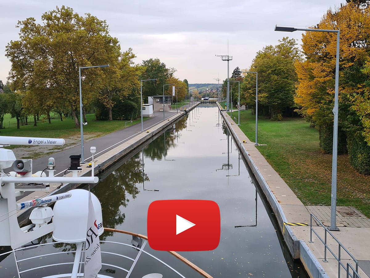 Time lapse of a lock on the Main