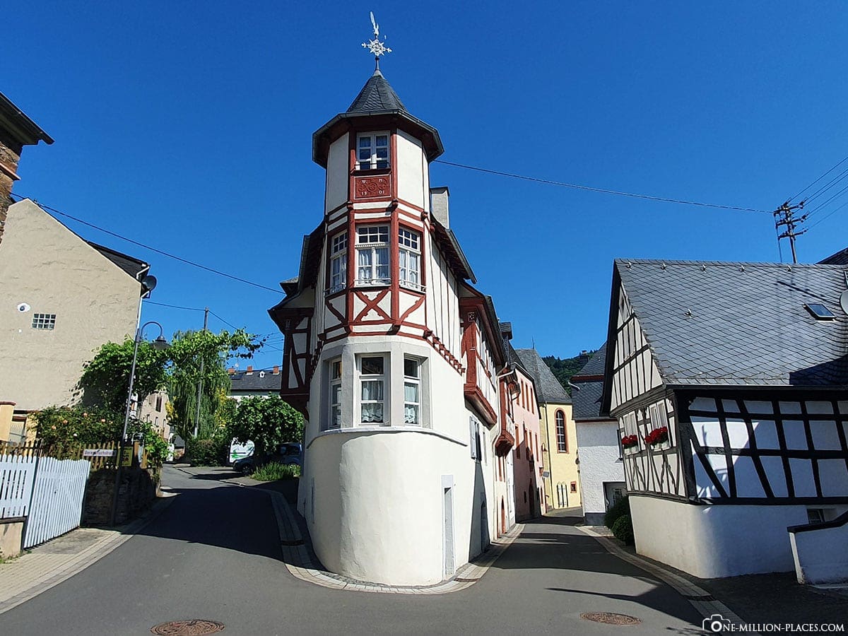 Spitzhaus, District Wolf, Traben-Trarbach, Moselle, Sights, Rhineland-Palatinate, Germany, Travelreport