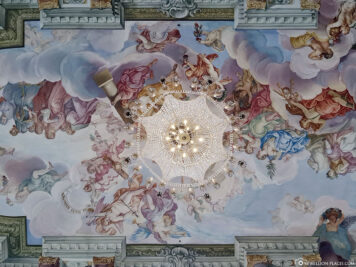 The ceiling of the Kaisersaal