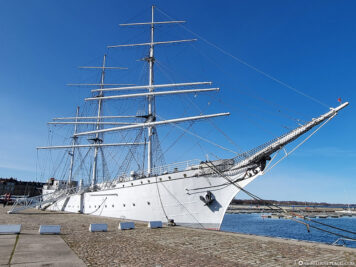 The sailing school ship Gorch Fock