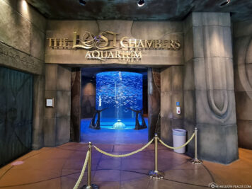 The entrance to the Lost Chambers Aquarium