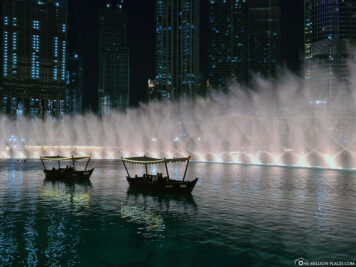 Lake Ride in front of the Dubai Fountain