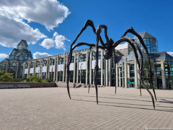 The Maman Statue