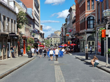 The shopping street Rue Saint Jean