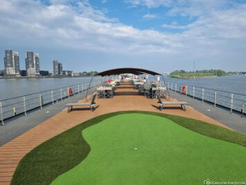 Putting green on the sun deck