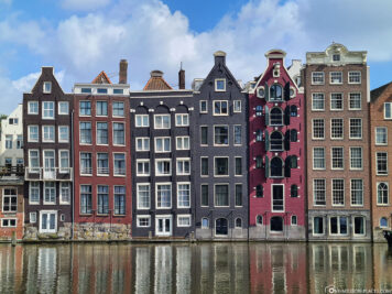 The Dancing Houses