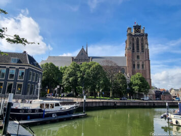 The Grote Kerk of Onze-Lieve-Vrouwekerk