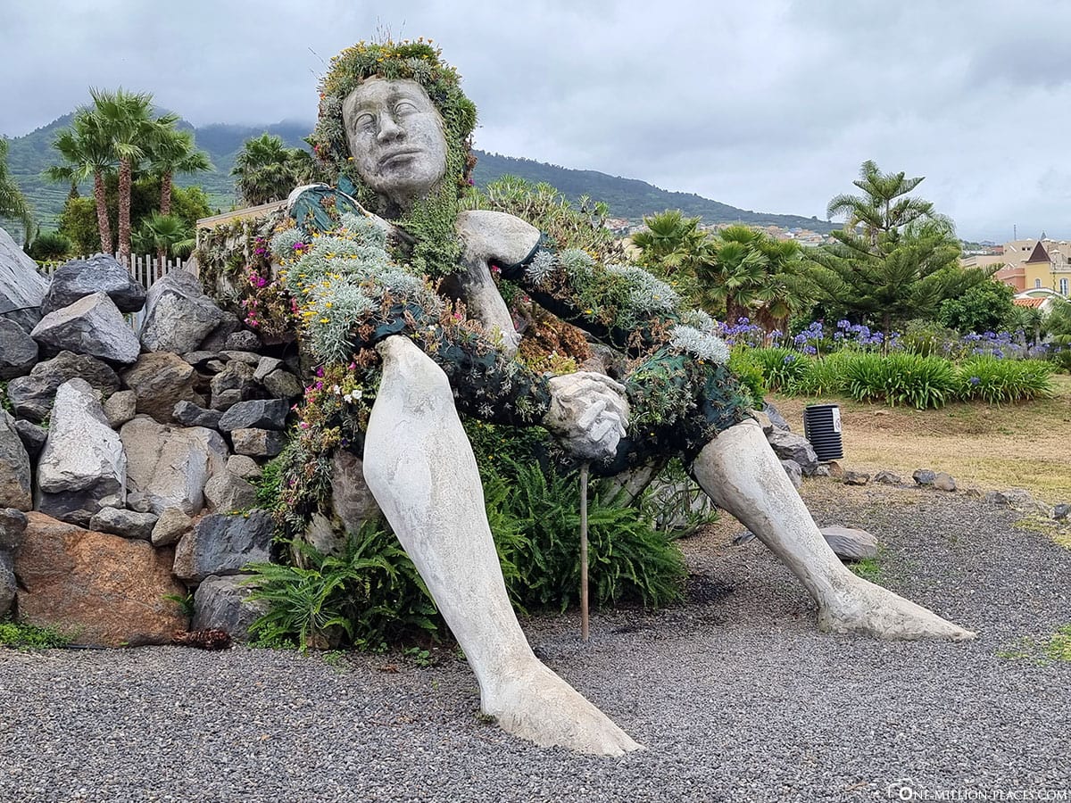 Statue, Social La Quinta Garden, Santa Ursula, Teneriffa, Spanien