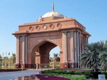 Entrance to Emirates Palace