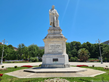 Piazza Cavour & Monumento a Cavour