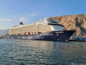 View of the Mein Schiff 6