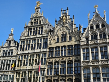 Townhouses on the Grote Markt
